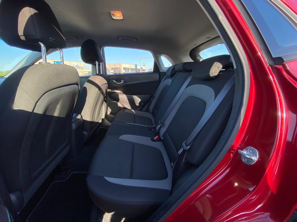 Hyundai Kona 1.6 CRDI 115 CV XTech - immagine 11
