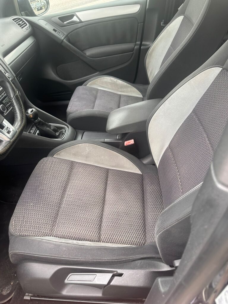 Volkswagen Golf 1.6 TDI DPF 5p. Comfortline - immagine 10